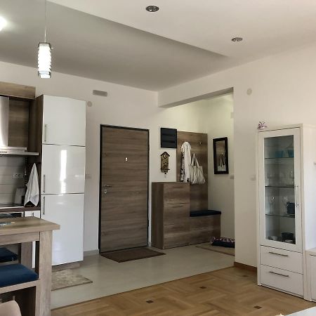 Apartman Dajana Ulcinj Exterior photo
