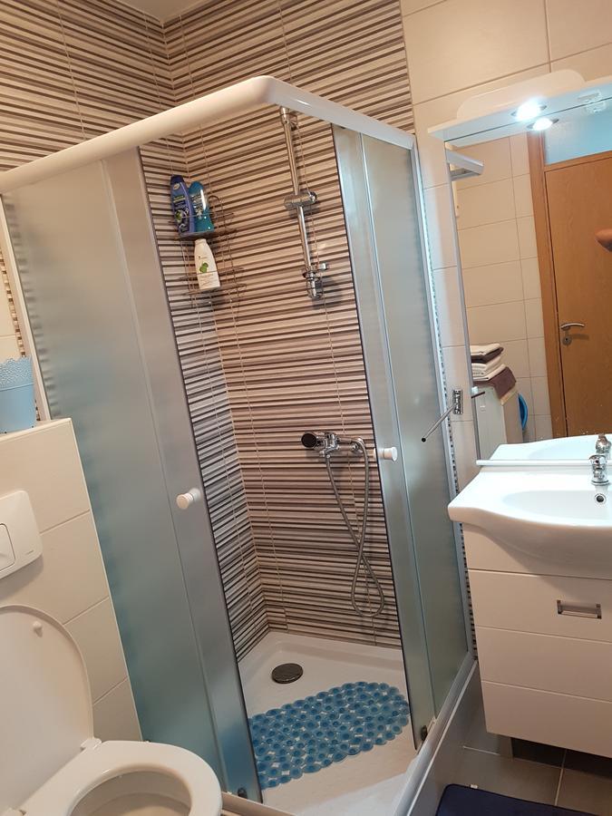Apartman Dajana Ulcinj Exterior photo