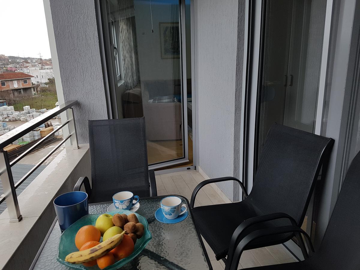 Apartman Dajana Ulcinj Exterior photo