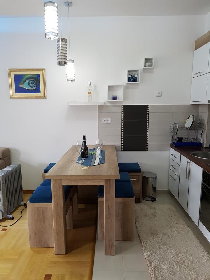 Apartman Dajana Ulcinj Exterior photo