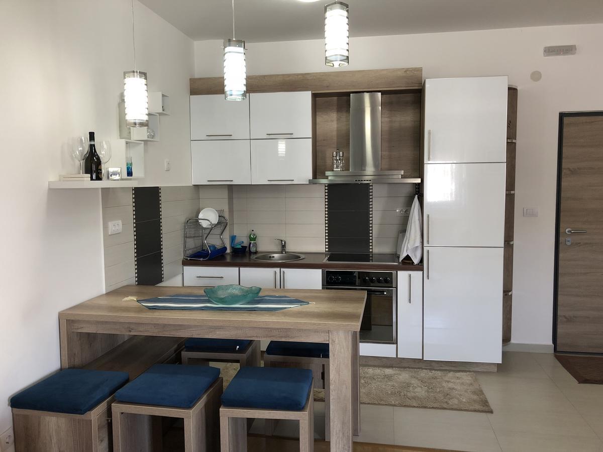 Apartman Dajana Ulcinj Exterior photo