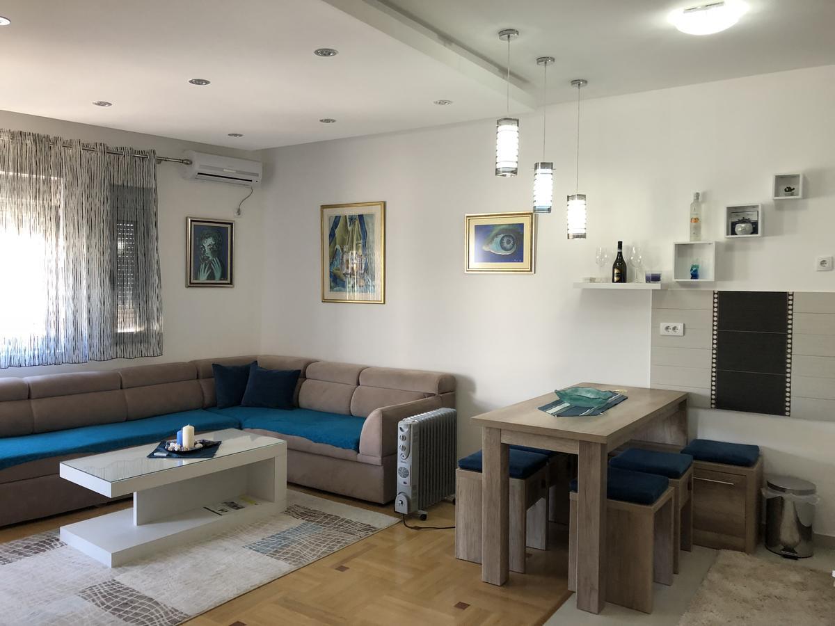 Apartman Dajana Ulcinj Exterior photo